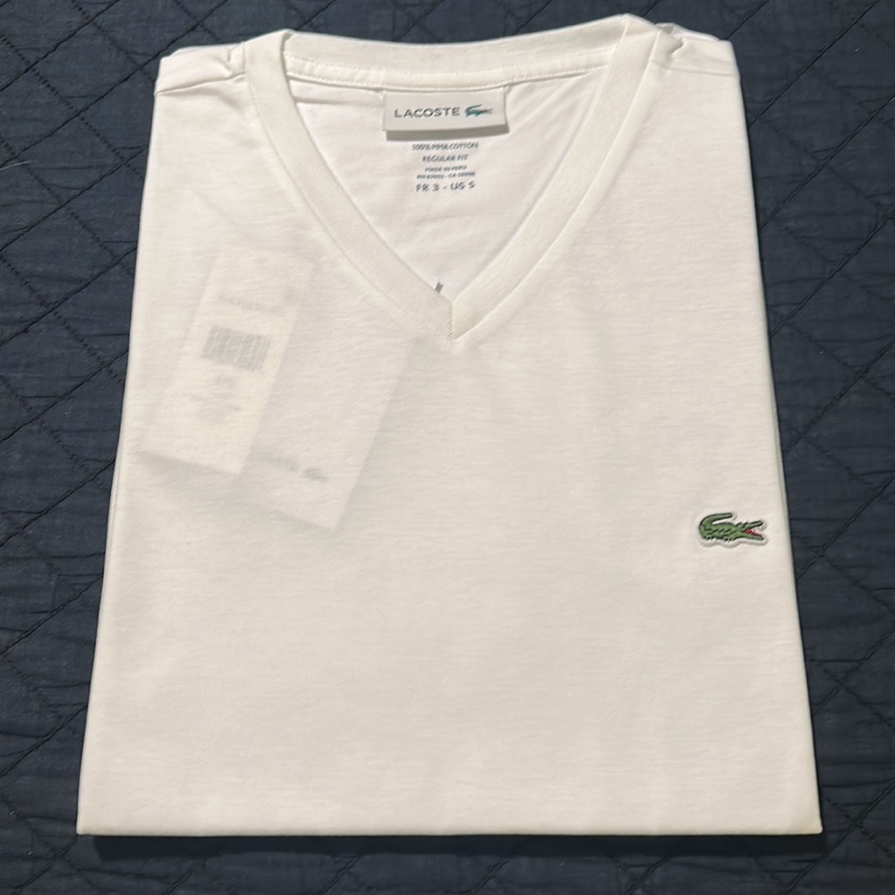 LACOSTE | regular fit v-neck pima cotton tee shirt in white, size 4 (M)